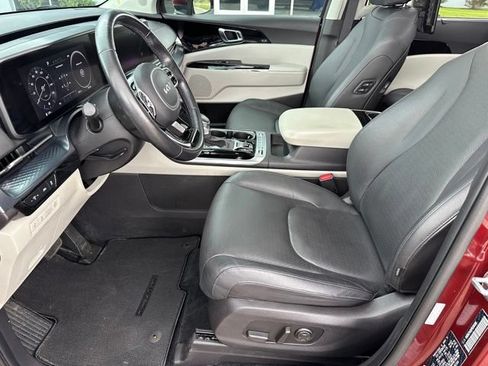 Used 2023 Kia Carnival SX Prestige FWD image 22