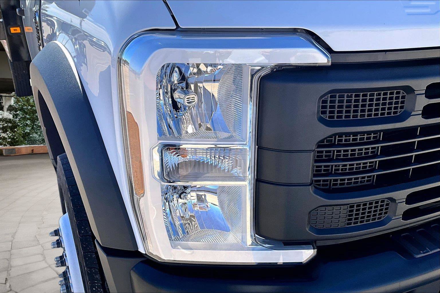 New 2024 Ford F550 2WD Regular Cab Super Duty image 29