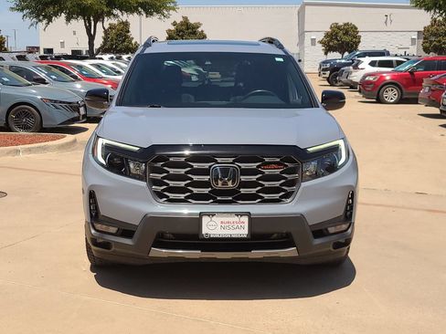 Used 2024 Honda Passport TrailSport image 5