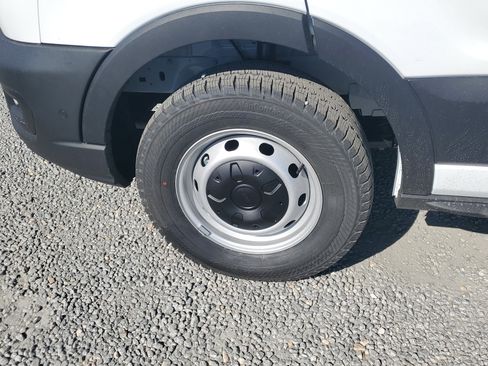 New 2026 Ford Transit 250 148 Medium Roof w/ Load Area Protection Package image 6