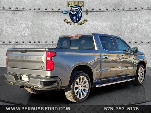 Used 2020 Chevrolet Silverado 1500 High Country w/ Technology Package image 4