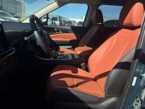 Used 2026 Kia Carnival SX Prestige image 16