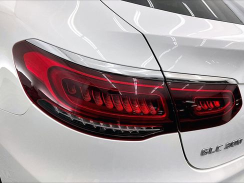 Certified 2023 Mercedes-Benz GLC 300 White image 27