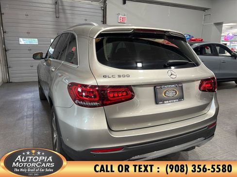 Used 2022 Mercedes-Benz GLC 300 image 3