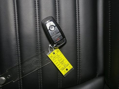 Used 2024 Ford Edge SEL w/ Convenience Package image 40