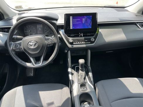 Used 2023 Toyota Corolla Cross LE image 10