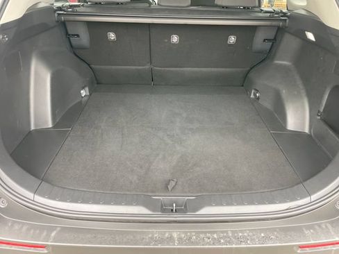 Used 2025 Toyota RAV4 XLE FWD image 33