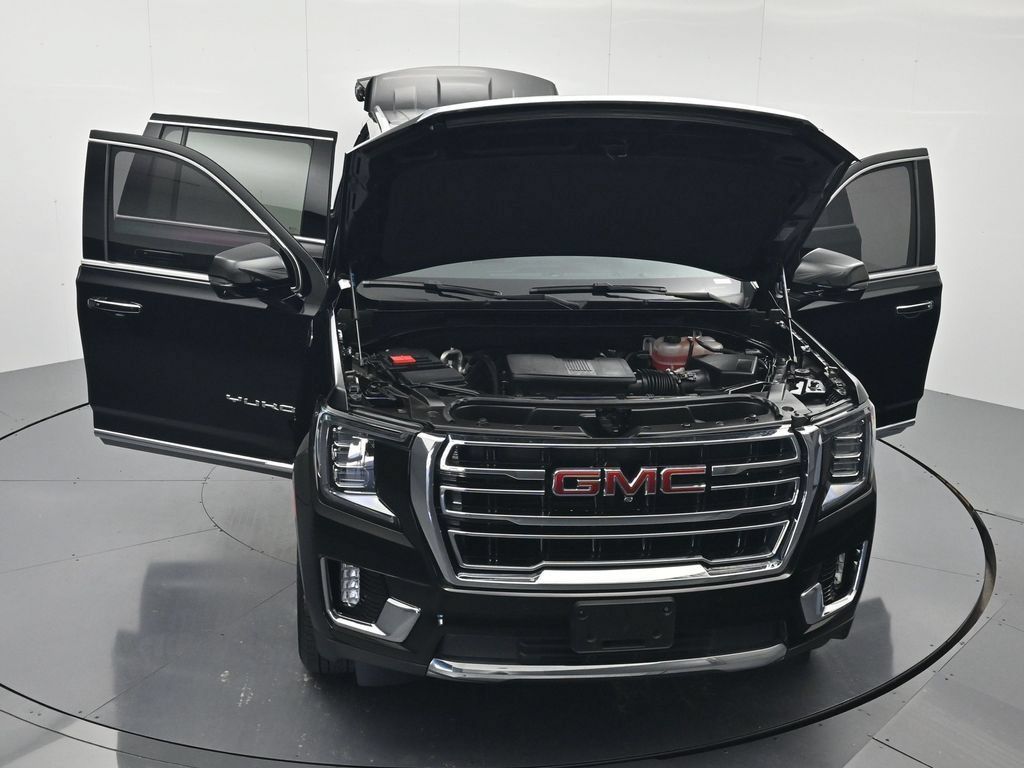 Used 2023 GMC Yukon XL SLT w/ SLT Luxury Package AWD/4WD image 47