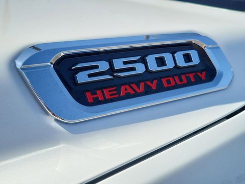 Used 2024 RAM 2500 Laramie AWD/4WD image 27
