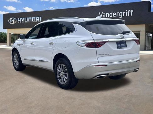 Used 2024 Buick Enclave Premium FWD image 8