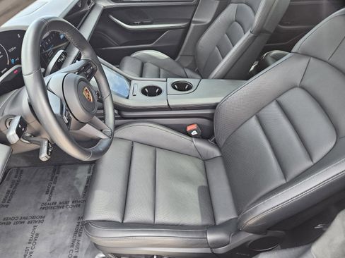 Used 2020 Porsche Taycan Turbo AWD/4WD image 5