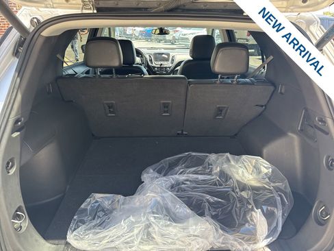 Used 2021 Chevrolet Equinox Premier AWD/4WD image 13