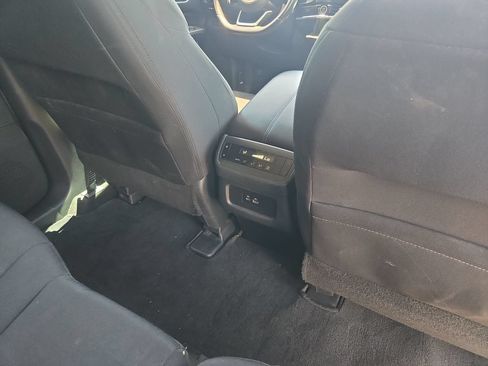 Used 2024 Nissan Pathfinder SV w/ Black Appearance Package FWD image 11