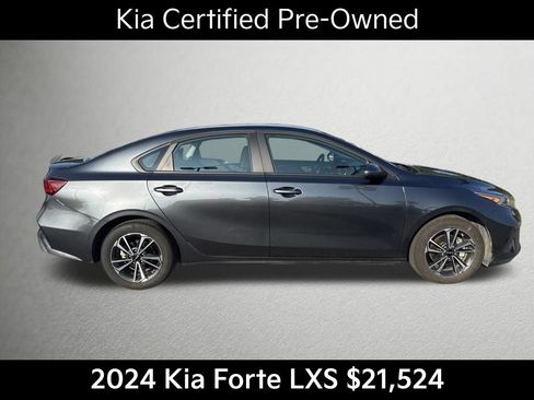 Used 2024 Kia Forte LXS FWD image 2
