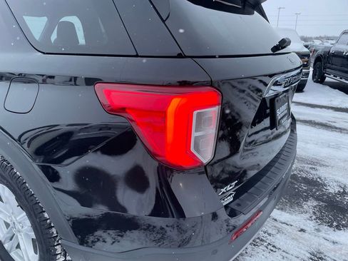 Used 2023 Ford Explorer XLT w/ Equipment Group 202A image 40