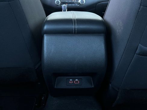 Used 2025 Nissan Altima 2.5 SV image 13