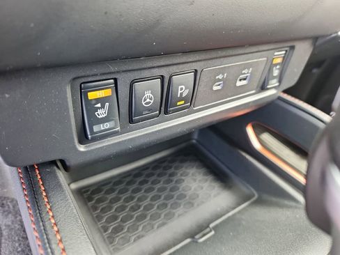 Used 2023 Nissan Frontier PRO-4X w/ Pro-4X Premium Package AWD/4WD image 21