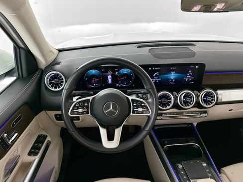 Certified 2023 Mercedes-Benz GLB 250 image 21