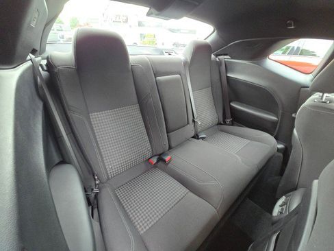 Used 2019 Dodge Challenger SXT w/ Driver Convenience Group image 13