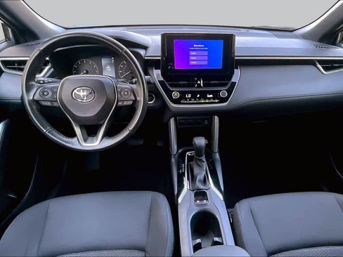 Used 2023 Toyota Corolla Cross AWD Hybrid image 15