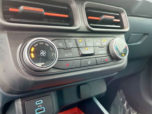 Used 2023 Ford Maverick XLT w/ Equipment Group 300A Standard image 15