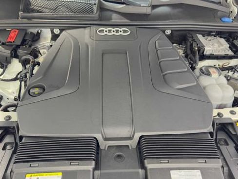 Used 2021 Audi Q7 2.0T Premium Plus w/ Premium Plus Package AWD/4WD image 38