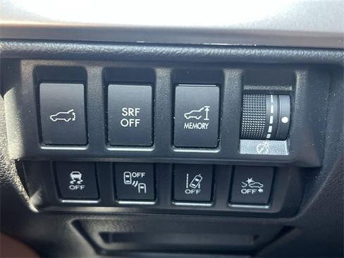 Used 2017 Subaru Outback 3.6R Touring w/ Popular Package #5A image 9