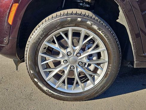 Used 2022 Jeep Grand Cherokee Summit w/ Advanced Protech Group IV image 14