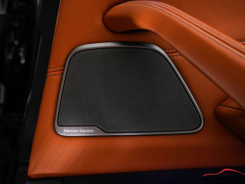 Used 2021 BMW M5 image 63