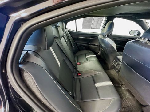 Used 2025 Toyota Camry SE w/ Convenience Package AWD/4WD image 26