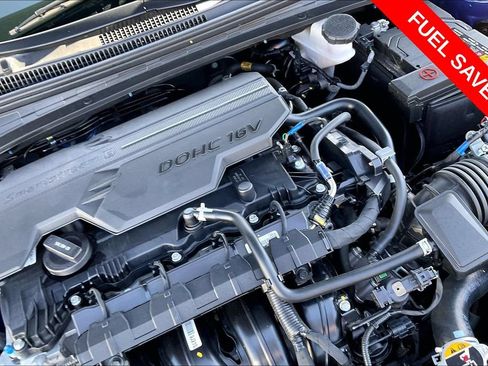 Used 2025 Hyundai Elantra SEL FWD image 31