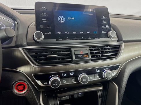 Used 2019 Honda Accord LX image 19