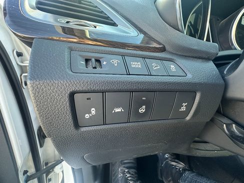 Used 2017 Hyundai Santa Fe Sport w/ 2.0T Ultimate Tech Package 05 image 31