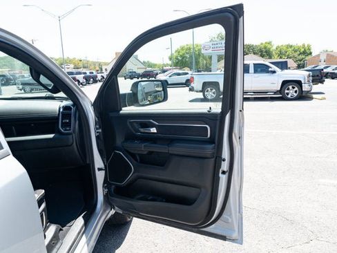 Used 2026 RAM 1500 Laramie AWD/4WD image 16