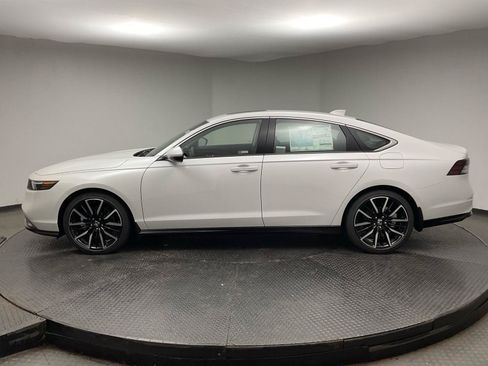 New 2026 Honda Accord Touring image 4