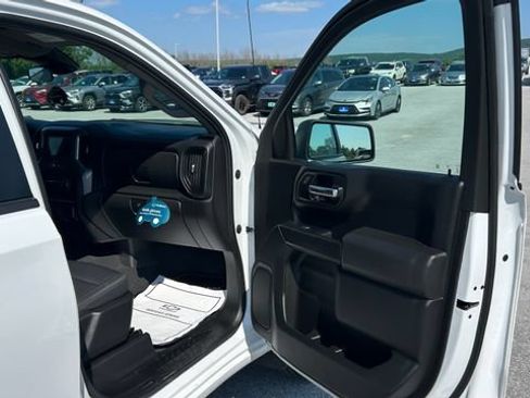 Certified 2023 Chevrolet Silverado 1500 Custom AWD/4WD image 32