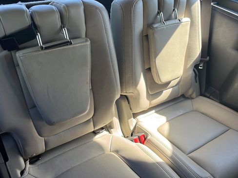 Used 2011 Ford Explorer Limited w/ 302A Rapid Spec Order Code image 30