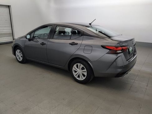 Used 2025 Nissan Versa S FWD image 3