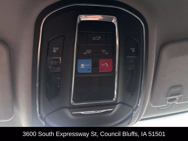 Used 2023 Jeep Grand Cherokee L Limited AWD/4WD image 40