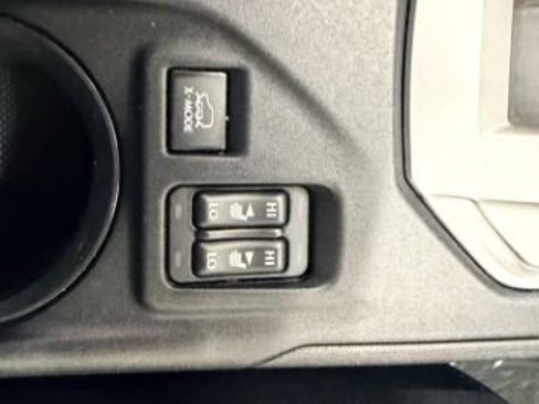 Used 2019 Subaru Crosstrek 2.0i Premium w/ Popular Package #3 AWD/4WD image 21