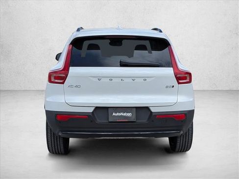 New 2026 Volvo XC40 B5 Plus w/ Protection Package Premier image 7