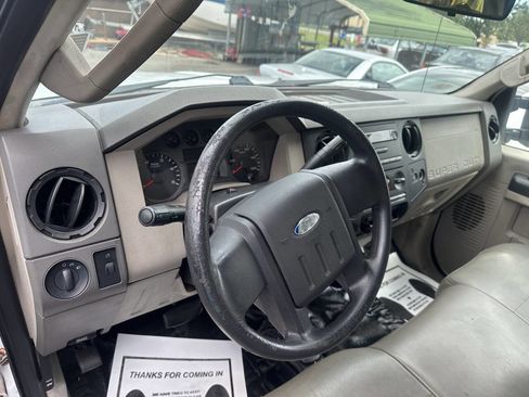 Used 2008 Ford F350 XLT image 10