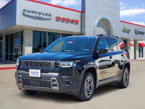 New 2026 Jeep Cherokee Laredo AWD/4WD image 2
