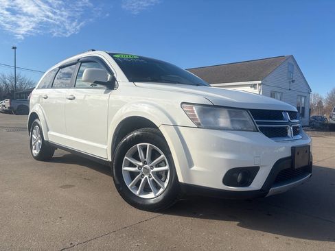 Used 2016 Dodge Journey SXT w/ Comfort/Convenience Group image 2