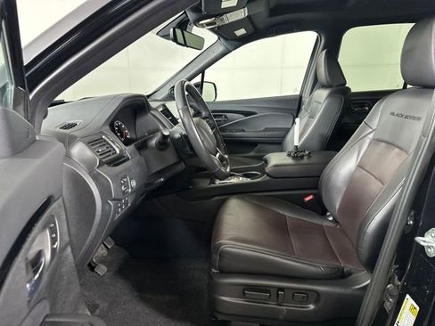 Used 2024 Honda Ridgeline Black Edition image 12