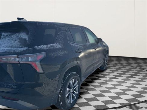 Used 2025 Chevrolet Equinox LT image 5