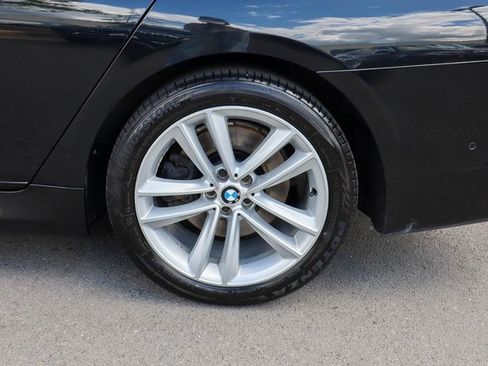 Used 2017 BMW 750i xDrive image 38