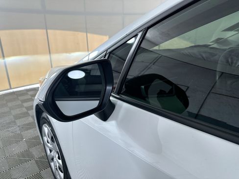 Used 2025 Toyota Corolla LE FWD image 10
