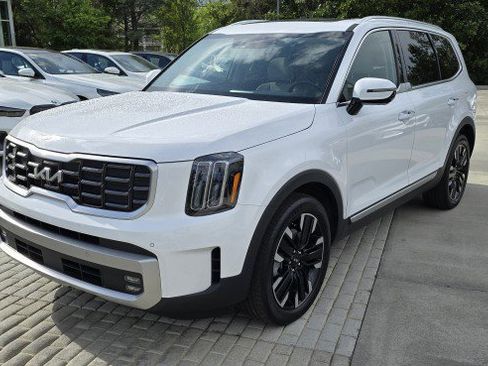 Used 2023 Kia Telluride SX AWD/4WD image 9