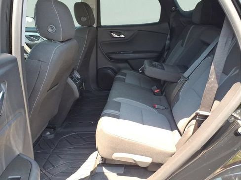 Used 2023 Chevrolet Blazer LT w/ Midnight/Sport Edition FWD image 16